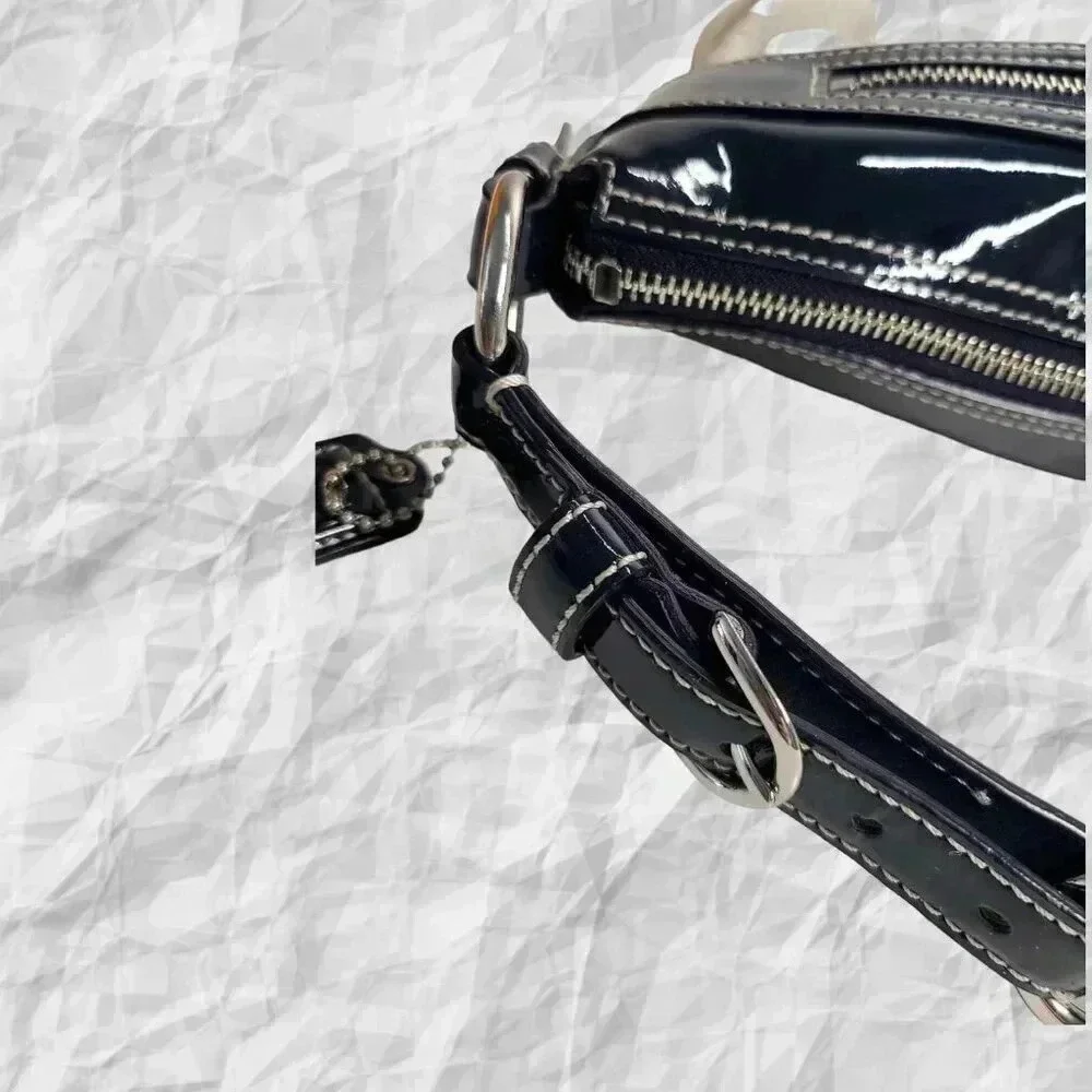 COACH Laura Hobo Bag Navy/cream - Picture 8 of 16